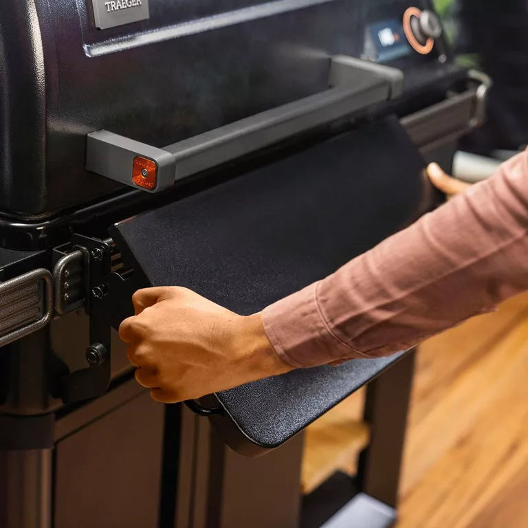 Traeger P.A.L. Pop-And-Lock Folding Front Shelf